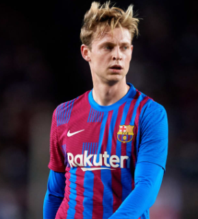 Bayern Munich are interested in attracting Frenkie